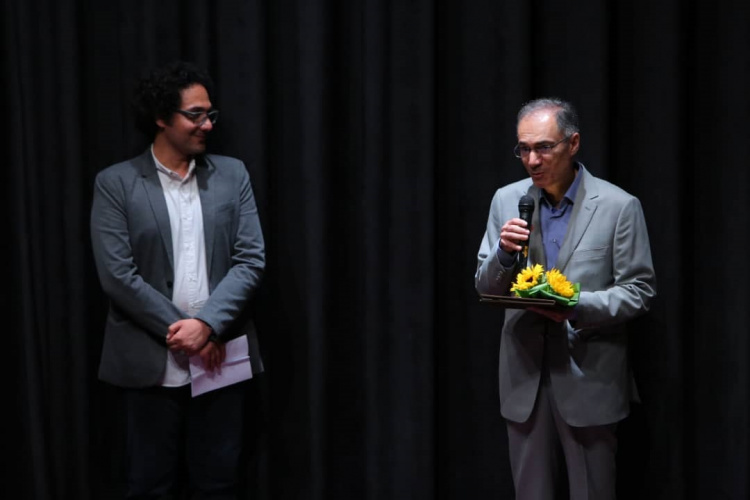 دو جایزه برای «سمت» در هجدهمین جشن سالیانه انجمن منتقدان خانه تئاتر